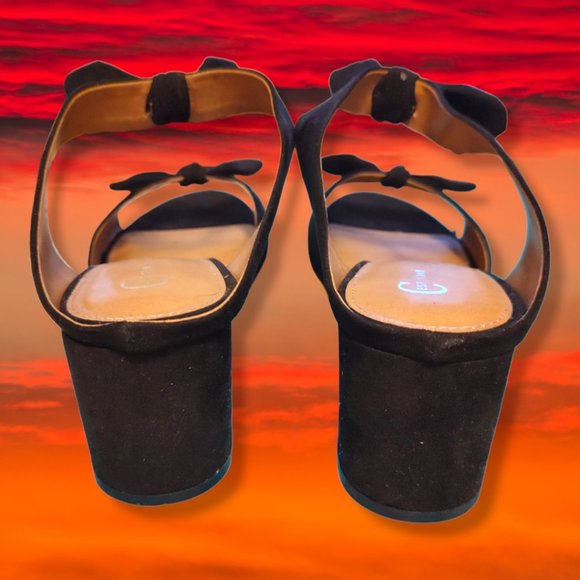 C Est 1946 black faux-suede sandals, size 11W NWT - Picture 2 of 8